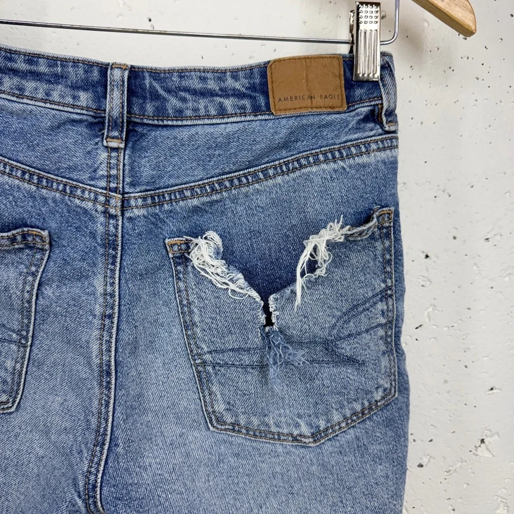 American Eagle Size 2 Highest Rise Baggy Distressed Jean Shorts